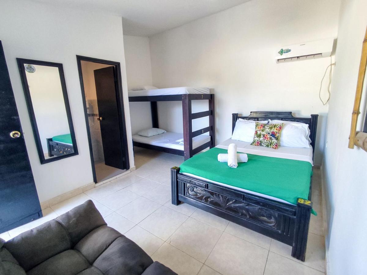 Hostel Nirvana Taganga Extérieur photo